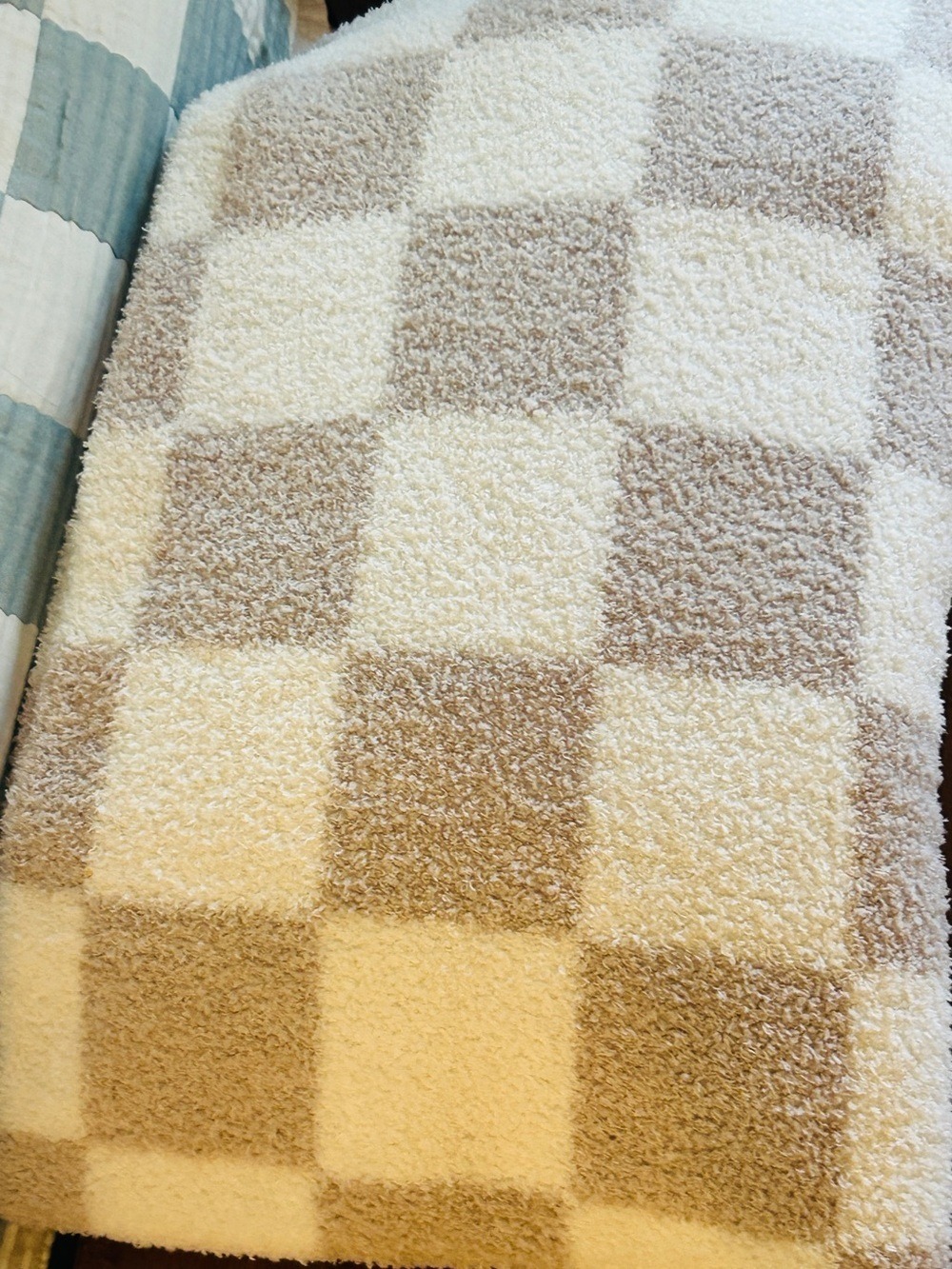 Check Home Plush Sherpa Throw Blanket Cool Hue Tan + Cream New With Tags